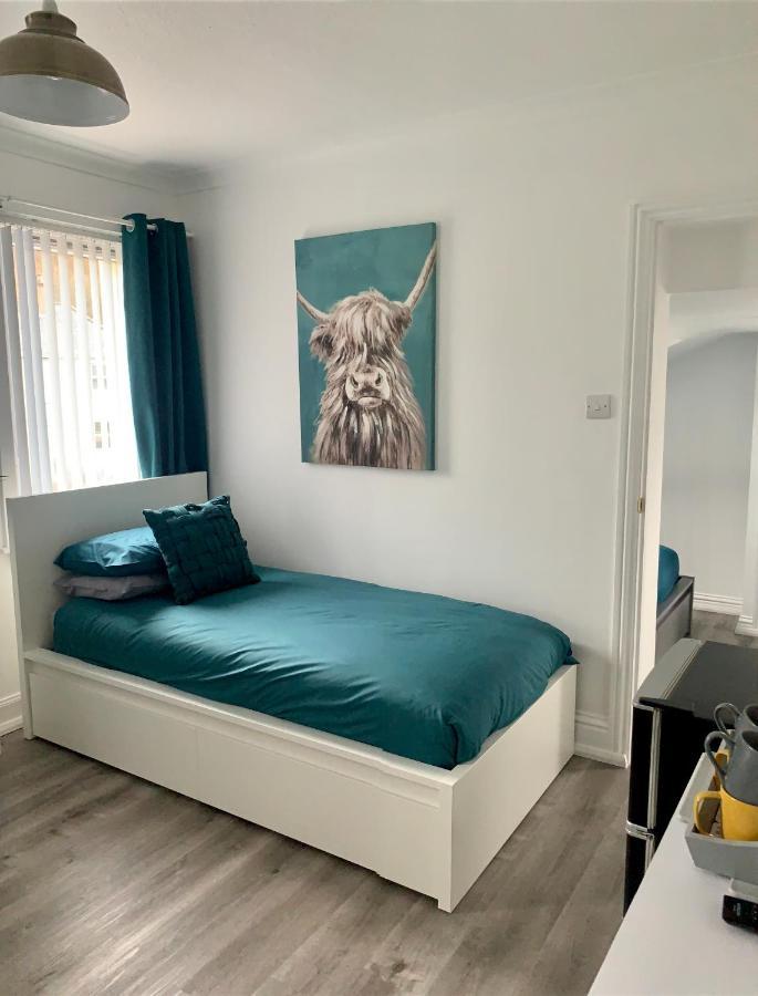 Nevis Rooms - Self Check In With Free Onsite Parking Inverlochy Bagian luar foto