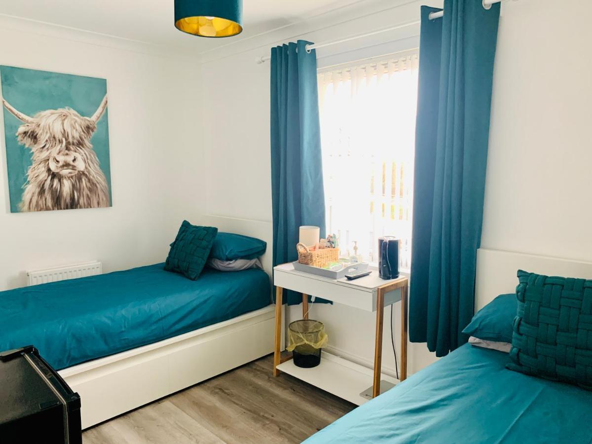 Nevis Rooms - Self Check In With Free Onsite Parking Inverlochy Bagian luar foto