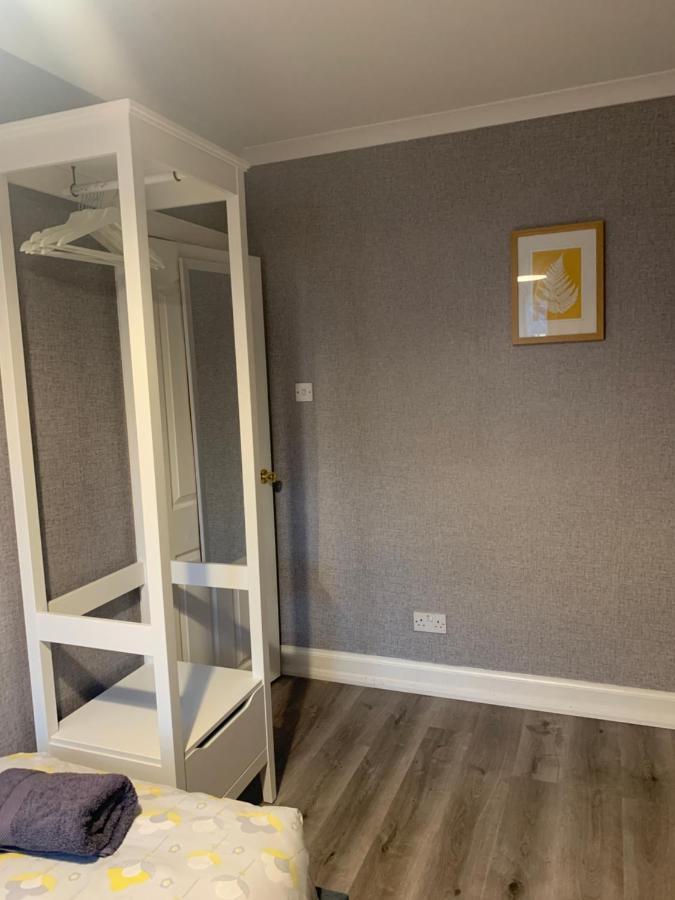 Nevis Rooms - Self Check In With Free Onsite Parking Inverlochy Bagian luar foto